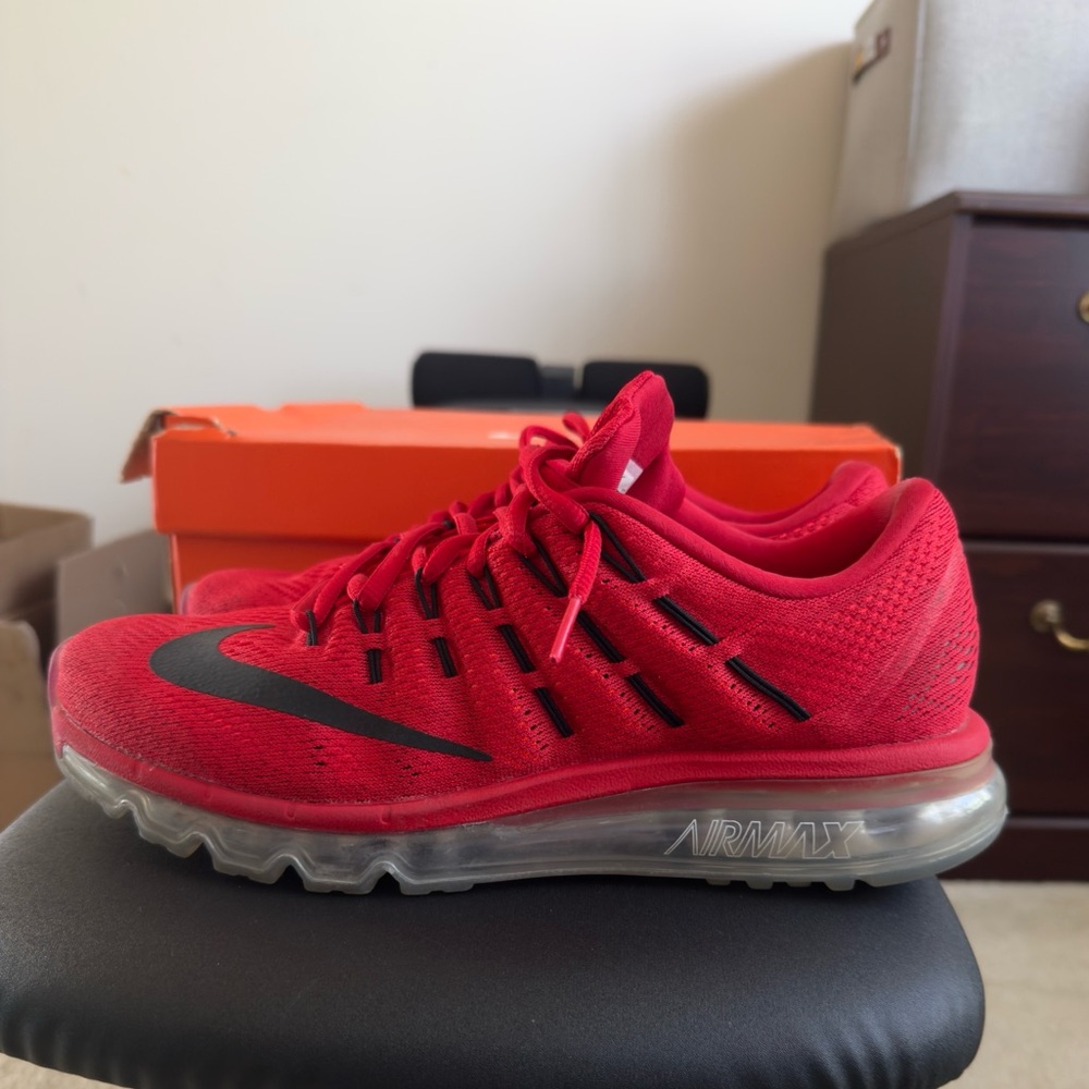 NIKE AIR MAX 2016 - MENS SIZE 9.5 - LIMITED EDITION - RED BLACK - BRED - 50% OFF